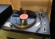 KENWOOD KD-3070 Turntable Photo #555535 - US Audio Mart