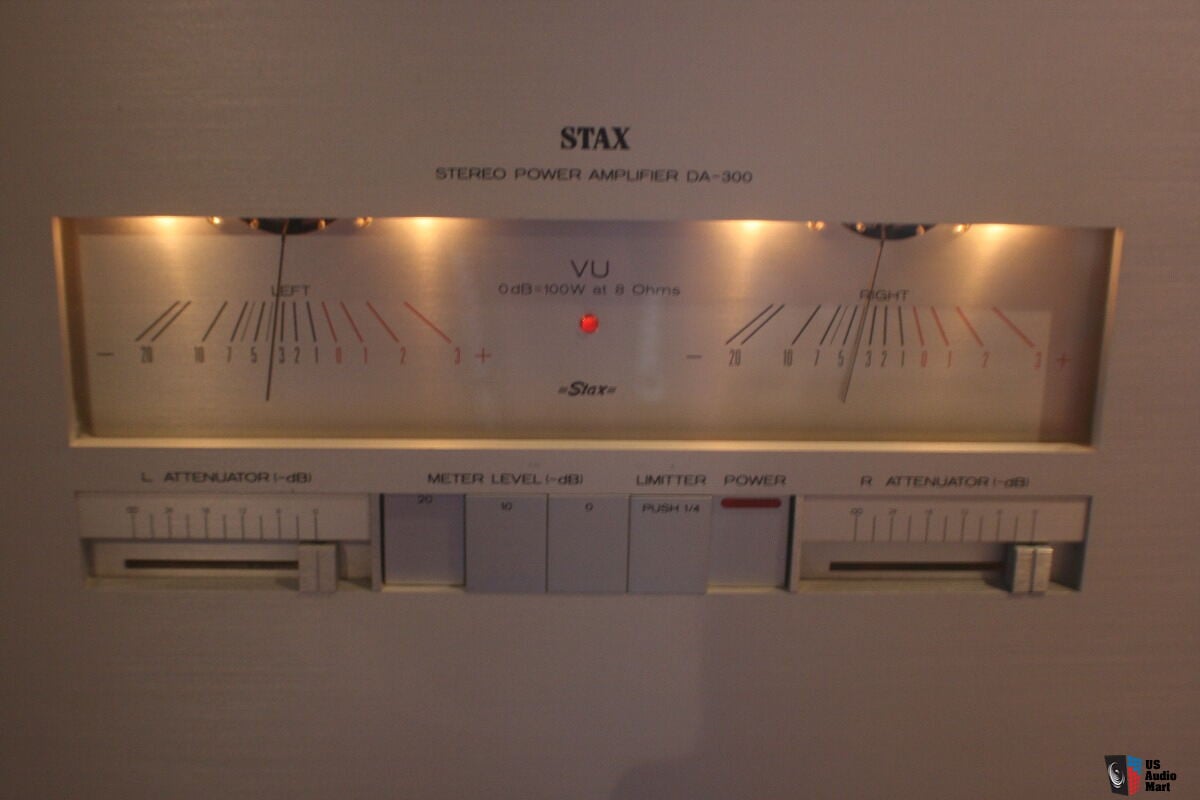 1099396-stax-da300-amplifier.jpg