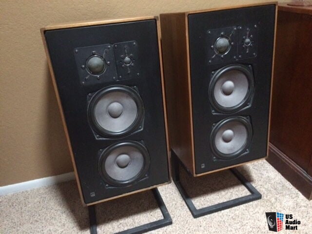 1320897-ads-l810-speakers.jpg