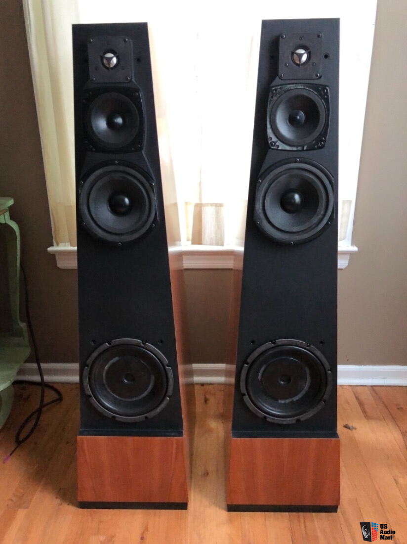 Vandersteen Audio Treo speakers in Cherry *PRICE REDUCED Photo 1939670