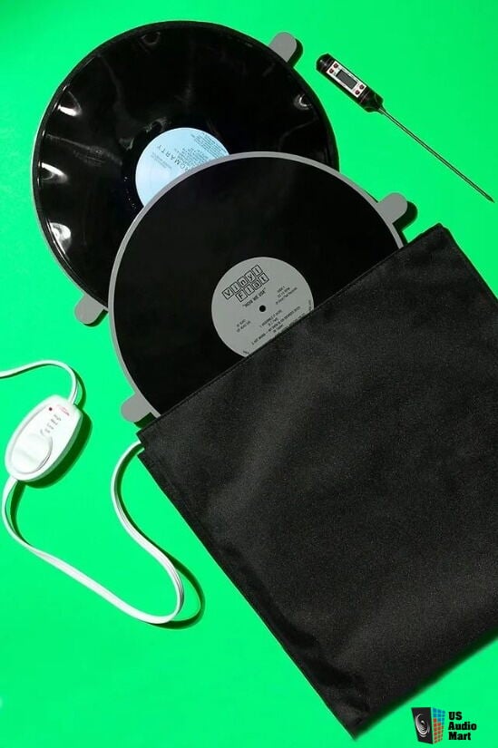 Vinyl Flat Record Flattener W Groovy Pouch Photo US Audio Mart