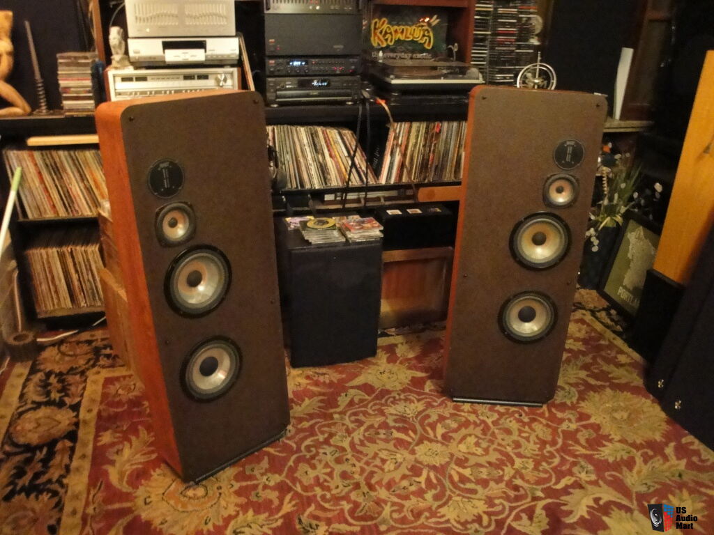 Infinity RS III Reference Standard Speakers Circa 1981 Excellent Photo 