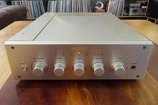 Sony TA-F5000 Integrated Amplifier (ES Series) Photo #1281494