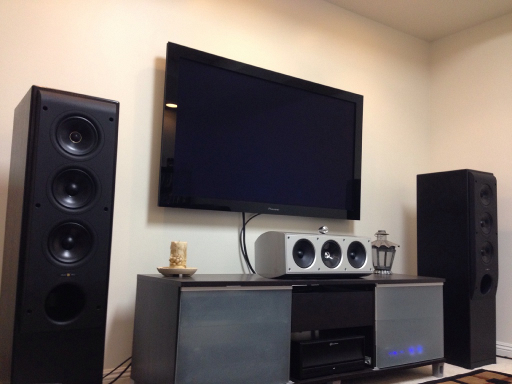 Kef XQ2C Two C Center Channel In Silver For Sale US Audio Mart kef-xq2c-two-c-center-channel-in-silver-for-sale-us-audio-mart