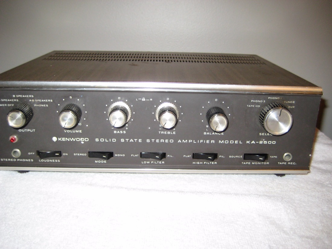COMPLETE Kenwood Stereo System-6 Components PLUS 2 Speakers-Turntable