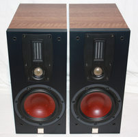 DALI Ikon 1 MkII Speakers in Light Walnut Dealer Ad - US Audio Mart