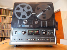 Akai X 1810D Reel to Reel with Dustcover Super Clean For Sale - US Audio  Mart