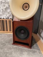 BD Designs Oris Horn Speakers w Custom Mahogany Bass