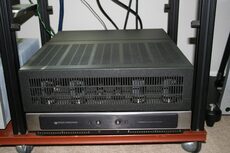 Sonic Frontiers Power 2 power amplifier