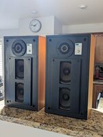 Onkyo E-213A Oak. Extremely rare in the U.S. Local Pickup 85379