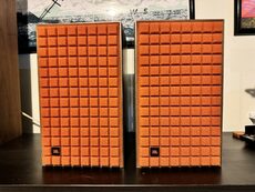 JBL L52 Classic Bookshelf speakers (Orange grilles) - Pair