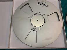 Metal takeup reels 10 inch empty quantity=7. Maxell, Teac etc! For