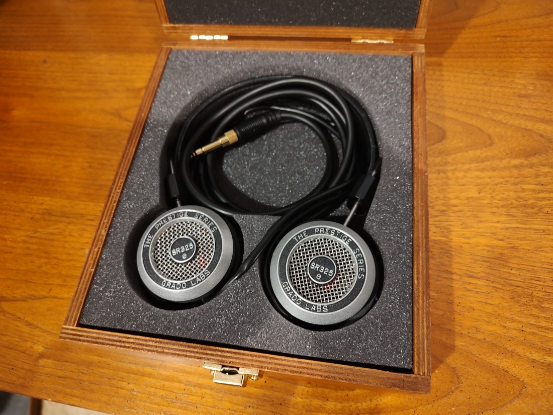 Used Grado SR325 Headphones for Sale | HifiShark.com