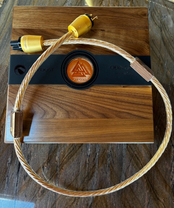 Used Nordost Flatline Gold Speaker cables for Sale | HifiShark.com
