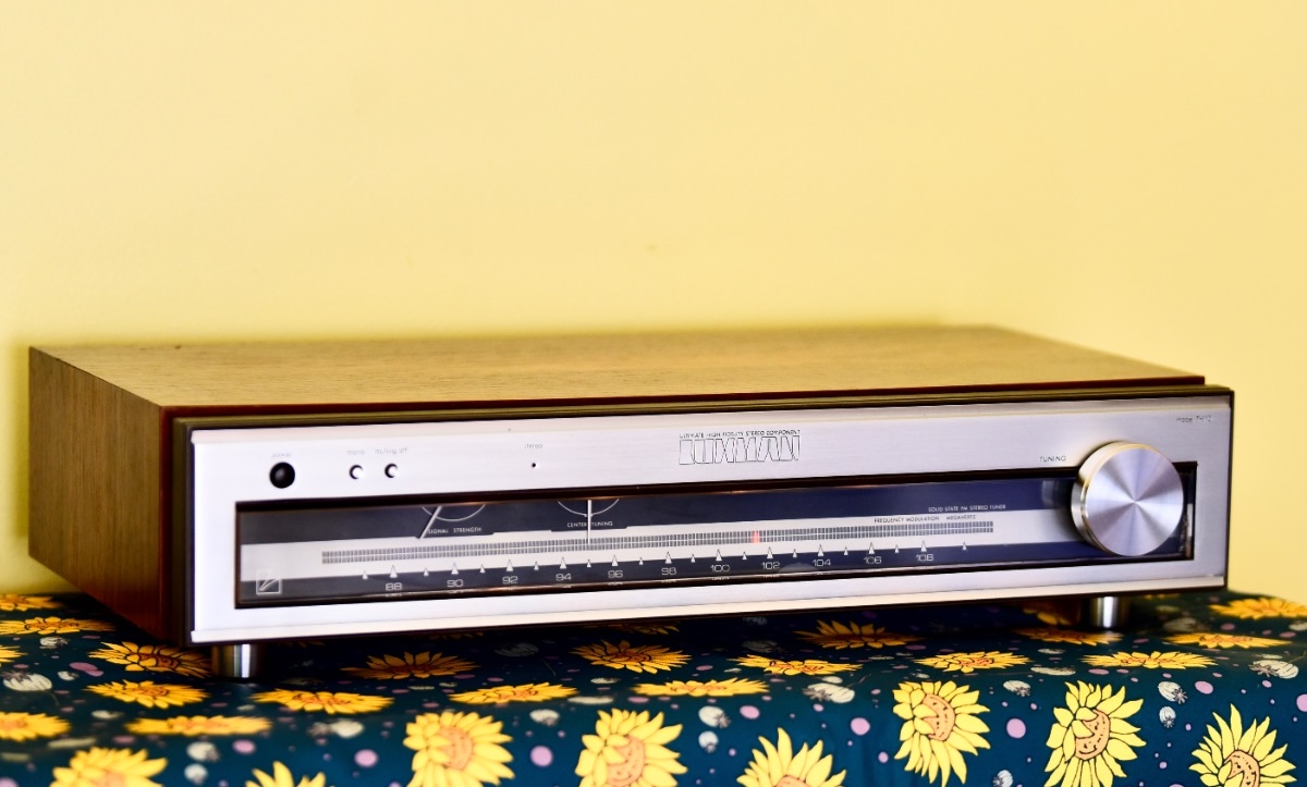 Used Luxman T-110 Tuners for Sale | HifiShark.com