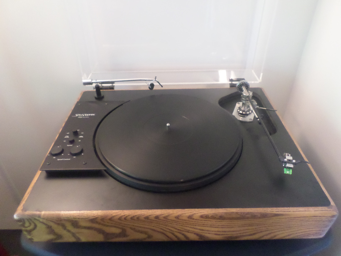 SOTA Sapphire ~ Stereo Turntable ( Non- Vacuum ) For Sale - US Audio Mart