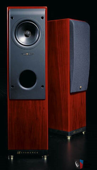 Kef reference one store two