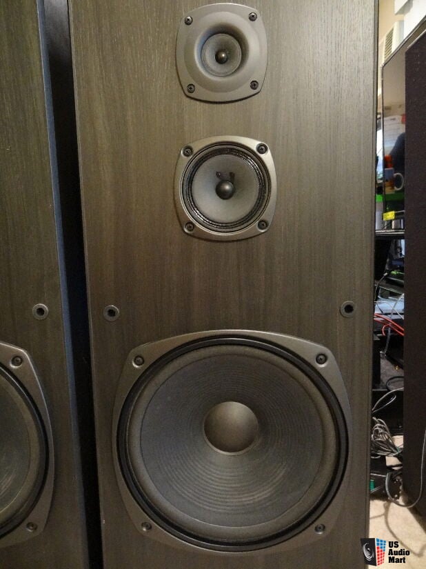 Kenwood JL775 2X140 Watts 3way Floor Standing Speakers System Pair Photo 1152796 US Audio Mart
