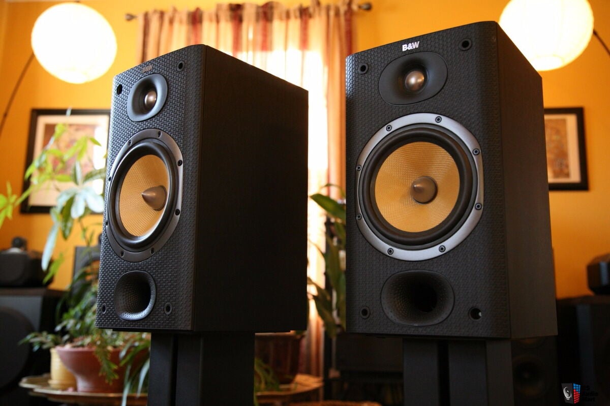 Bu0026W DM601 S3 Bookshelf Speakers Photo #1178169 - US Audio Mart