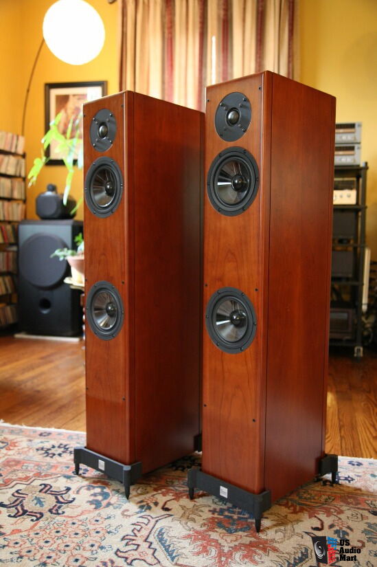 Vienna Acoustics Mozart Grand Speakers 