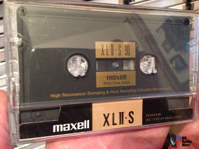 MAXELL XLII-S 90-Minute Type II CrO2 Chrome Cassettes Photo #1261711 - US  Audio Mart