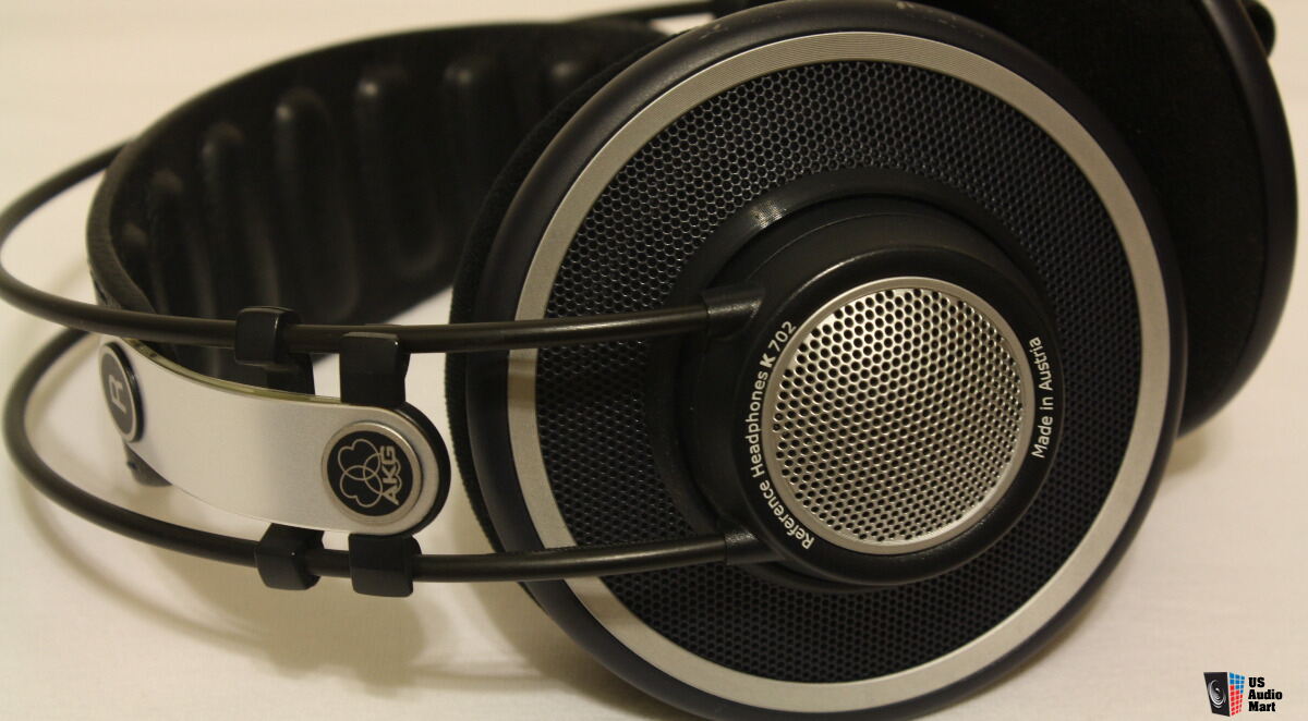 AKG K702 Headphones. Hard to Find Dark Blue model. Made in Austria