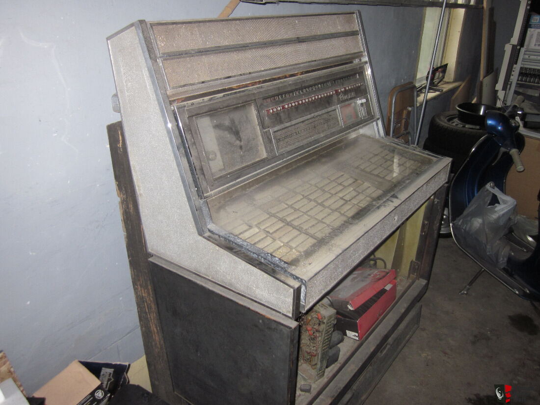 Rowe AMI Jukebox for restoration with records Photo #1331088 - US Audio