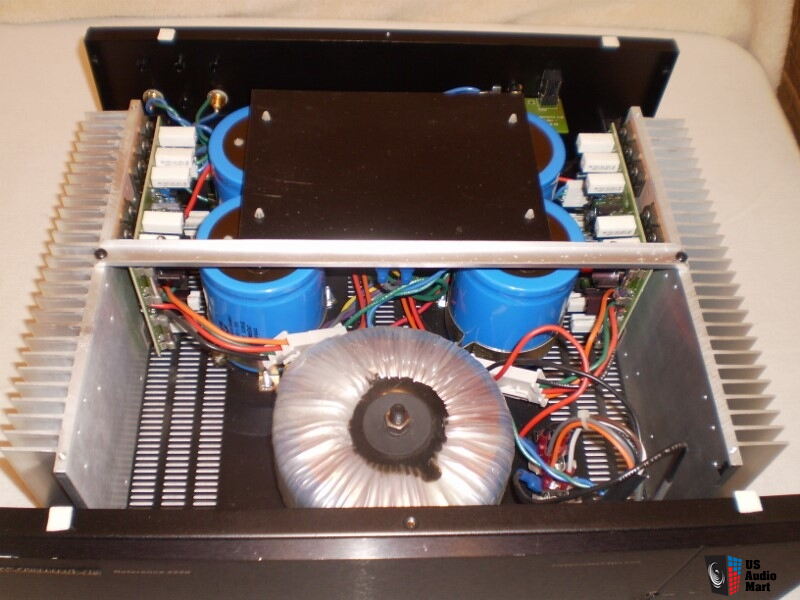 B&K Reference 2220 Power Amplifier Photo #1399286 - US Audio Mart