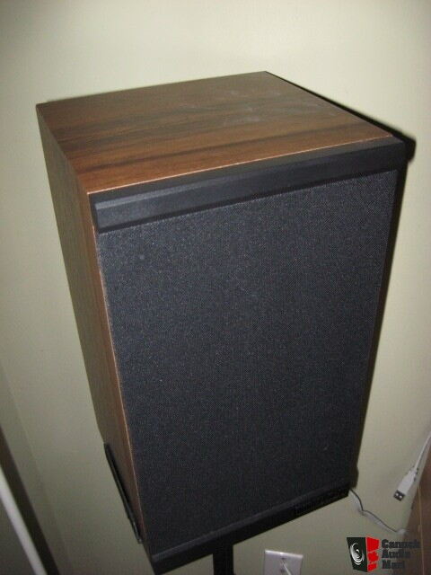 Mission 700 Leading Edge Bookshelf Speakers In Mint Condition