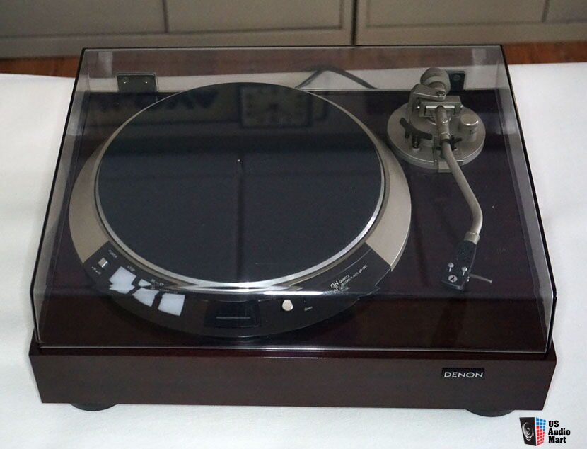 Denon DP60 Turntable in Very Good Condition and Working Perfectly Photo