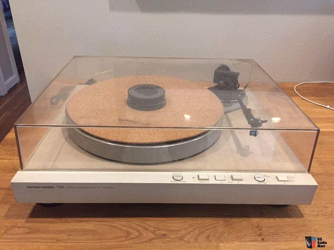 Harman Kardon T60 Turntable Floating 