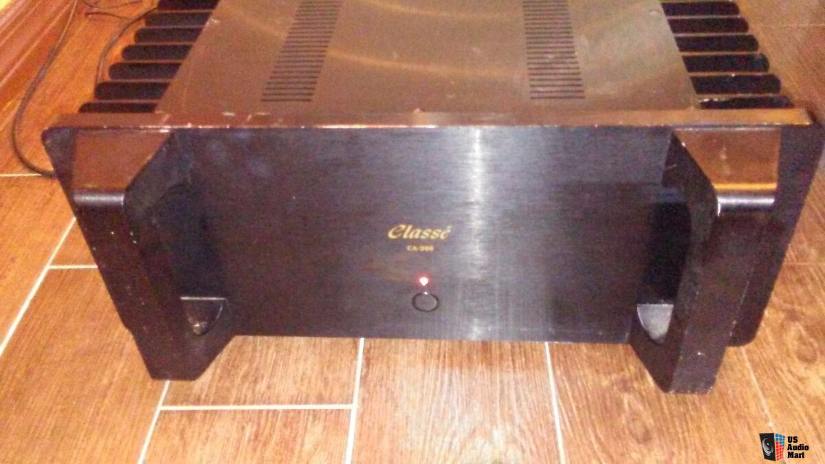 Classe CA-300 Amplifier