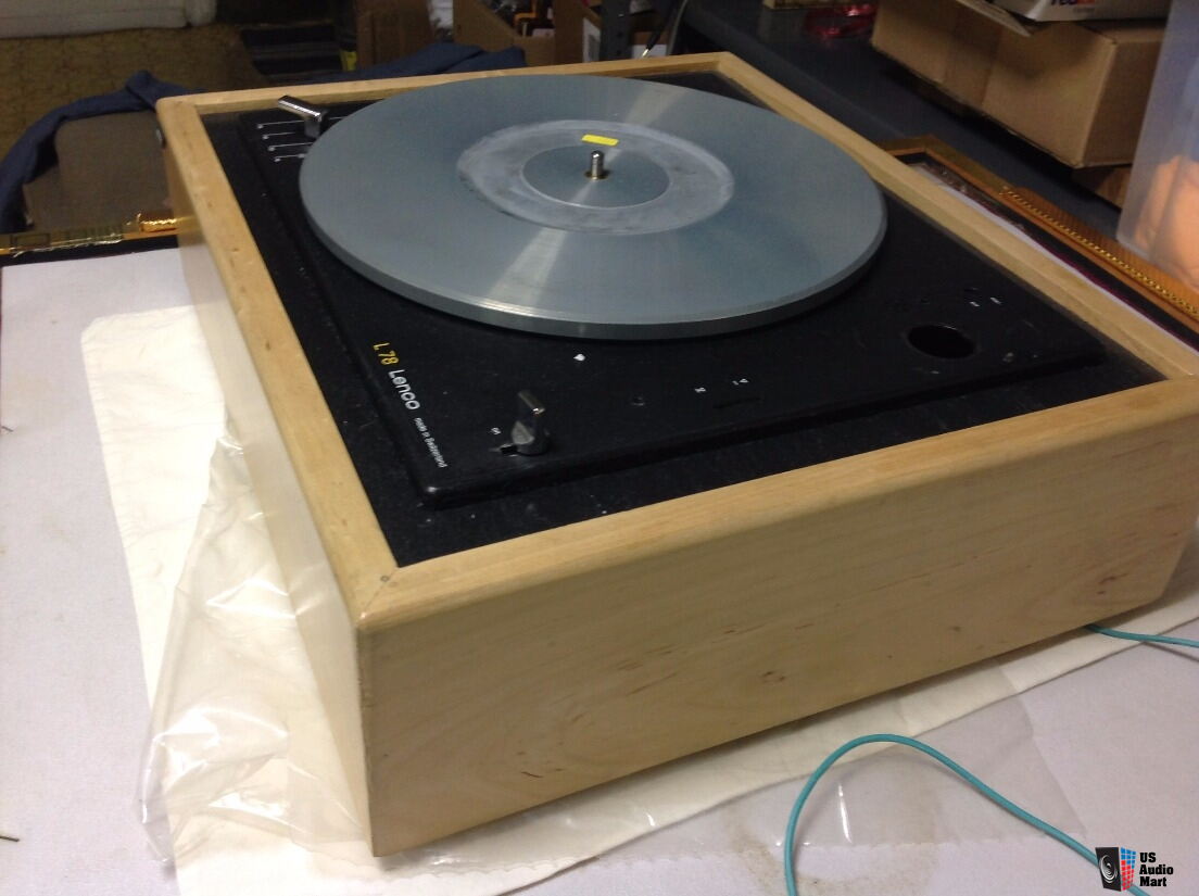 A nice Swiss Made Lenco L78 Turntable with Shure Cartridge For Sale