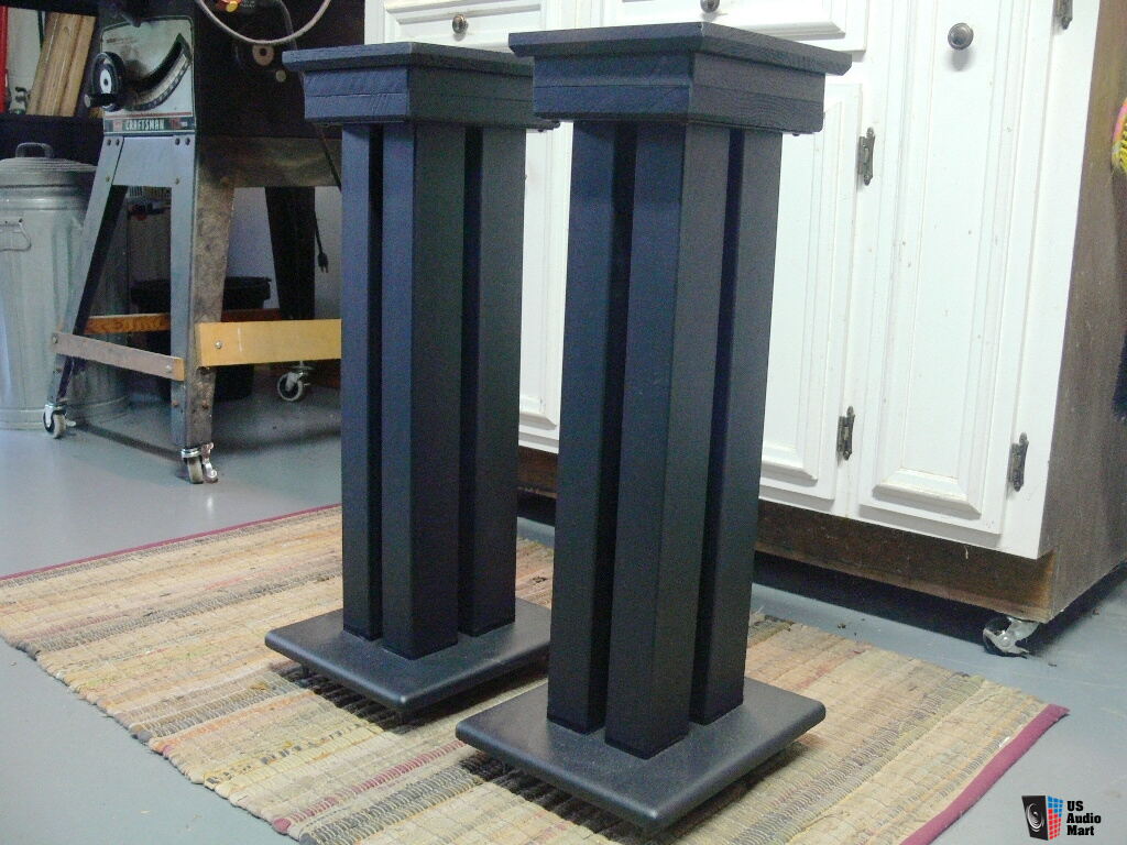 Pangea DS400 speaker stands Photo 