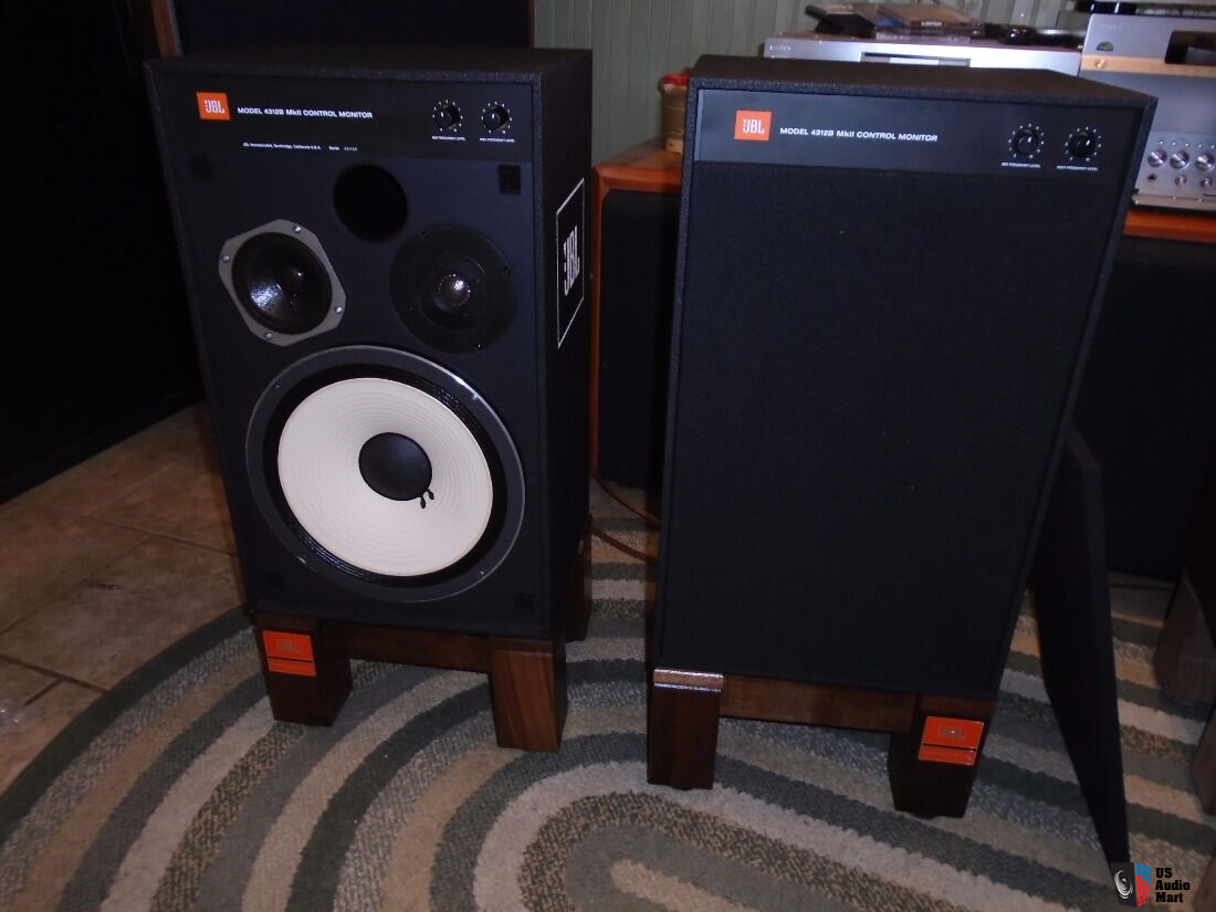 Pair of JBL B MKii 2 Studio Control Monitors Stereo Speakers