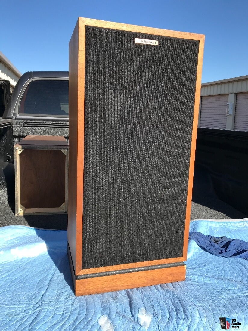 Vintage Klipsch Forte speakers in Walnut Photo 1674548 US Audio Mart