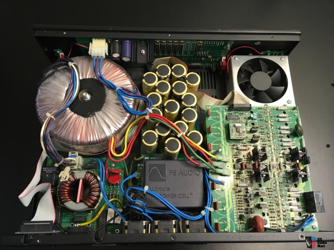 PS Audio P500 Power Plant with Stage III modification from Cullen