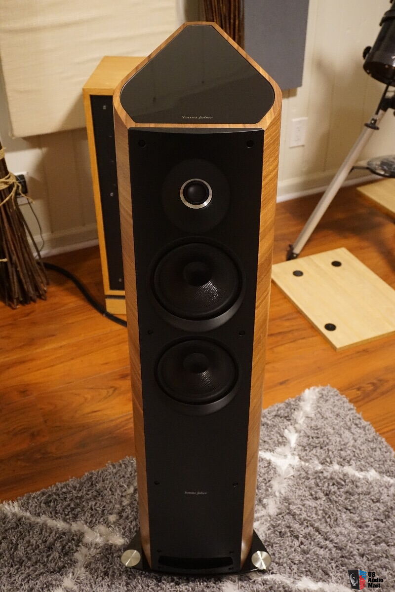 Sonus Faber Venere 2.5 Walnut EXCELLENT with boxes Photo #1679466