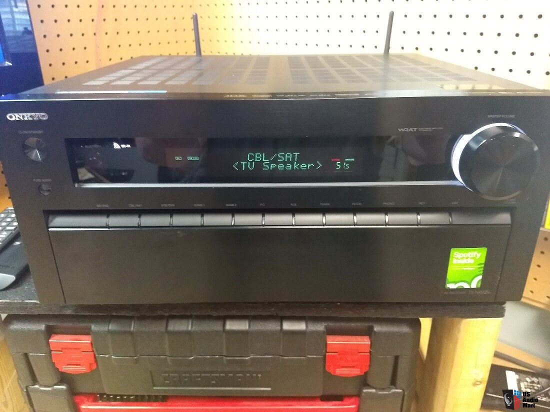 Onkyo TXNR929 9.2Channel Network A/V Receiver Photo 1755700 US