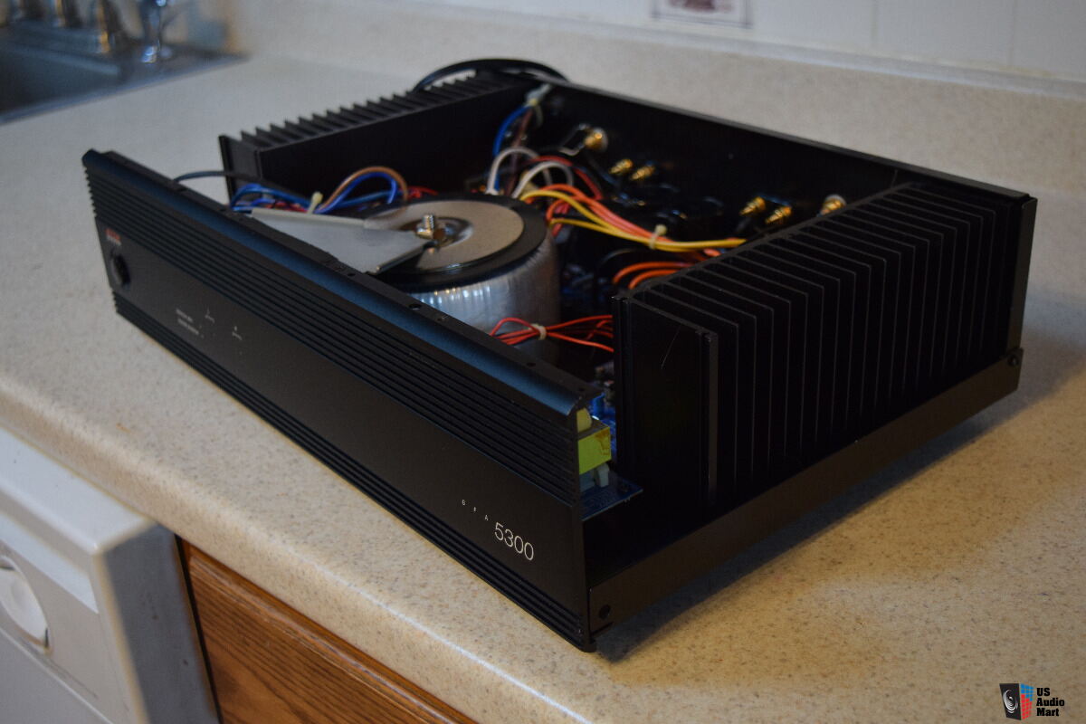 GFA5300 Amplifier Photo 1776771 US Audio Mart