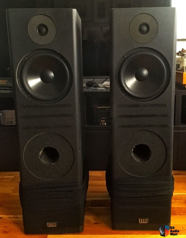 1824780-8613fa36-phase-technology-7t-2way-bass-reflex-floorstanding-speakers.jpg