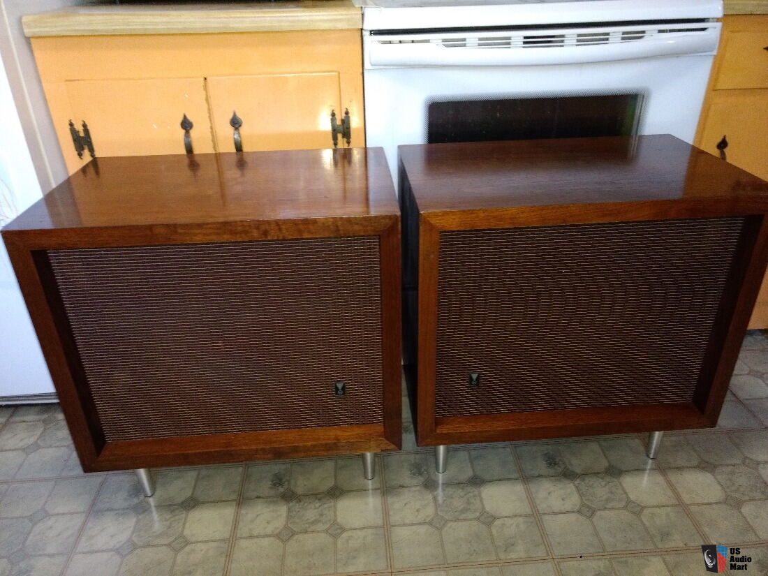 Vintage JBL C-38 Baron Speakers 001 load