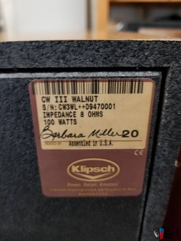Klipsch CORNWALL III Walnut Speakers Excellent Condition Consecutive
