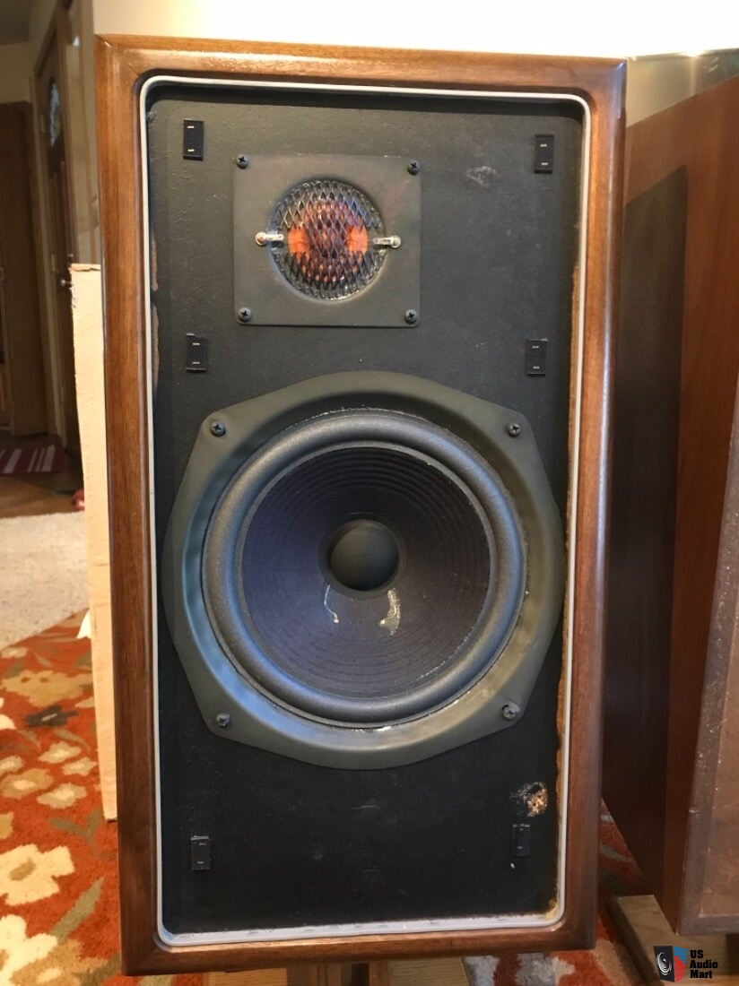 large advent loudspeaker