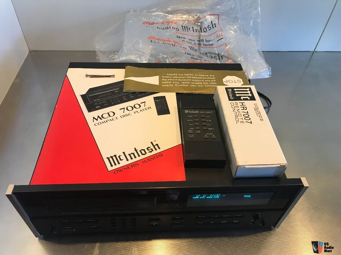 McIntosh MCD-7007 CD player with all accessories, boxes For Sale
