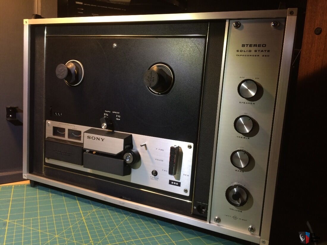 https://img.usaudiomart.com/uploads/large/1953019-sony-tc260-excellent-condition-reel-to-reel-tape-recorder-50years-nice.jpg