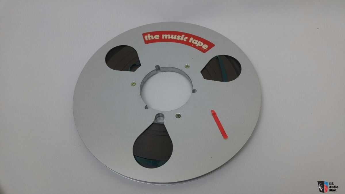 Vintage Capitol The Music Tape 10.5 1/4 Metal Take Up Reel - Christmas  Collection Photo #2079648 - US Audio Mart