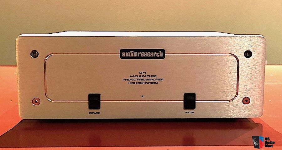 AUDIO RESEARCH LP 1 Phono Amplifier in Excellent Condition Complete W