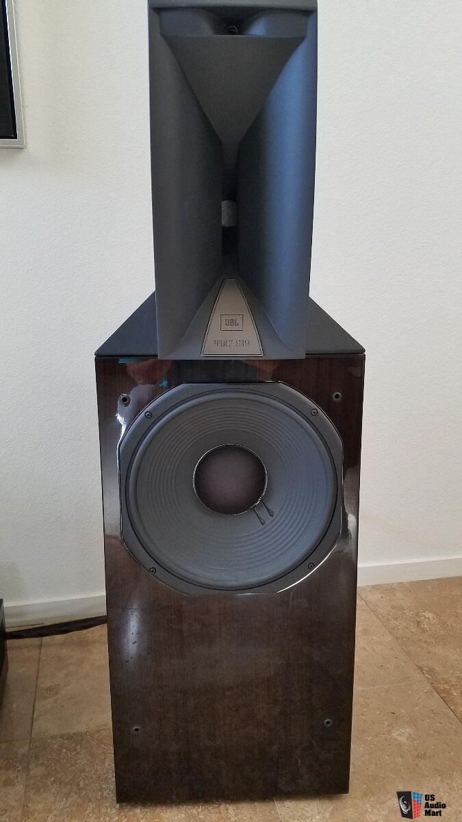 Varme blast fritaget JBL 1400 Array speakers Photo #2096031 - Canuck Audio Mart