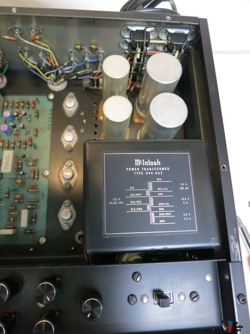 McIntosh C28 Preamp Photo #2110548 - Canuck Audio Mart